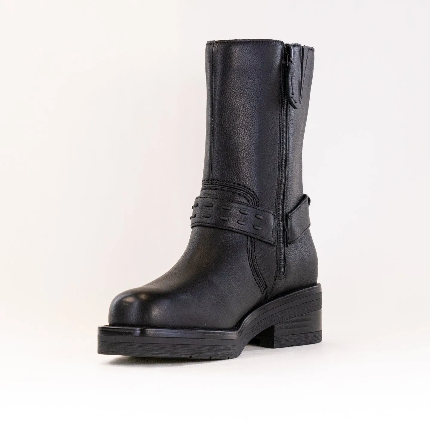 Clarks Rebelle Up Boot (Women's) - Black Leather