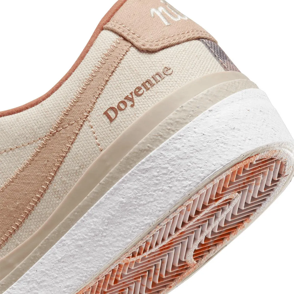   Doyenne SB Blazer Low QS 'Coconut Rattan'