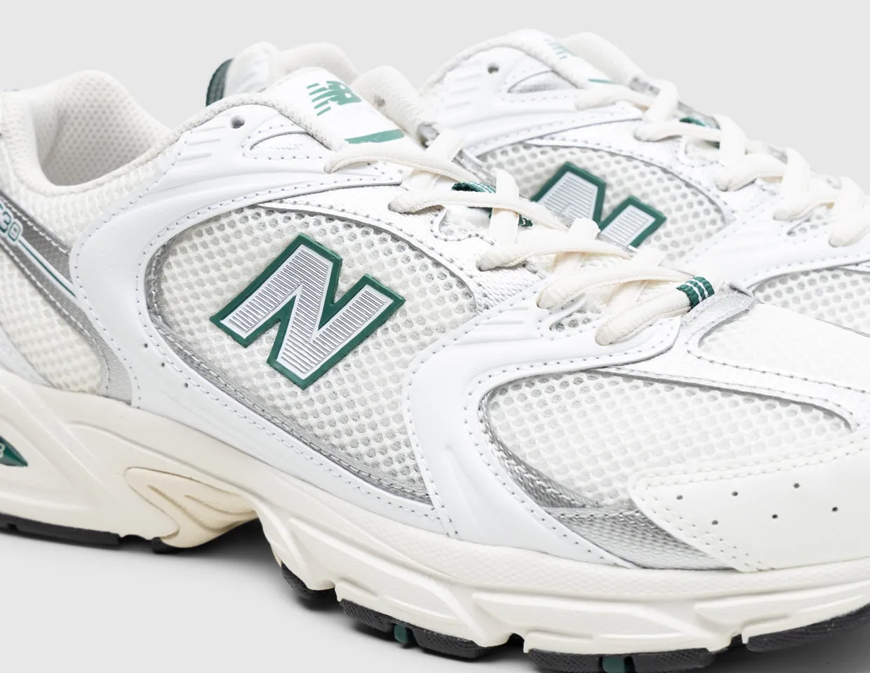 New Balance MR530SX Sea Salt / White - Marsh Green