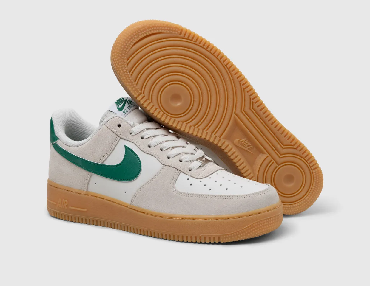 Nike Air Force 1 '07 LV8 Phantom / Malachite - Gum Yellow