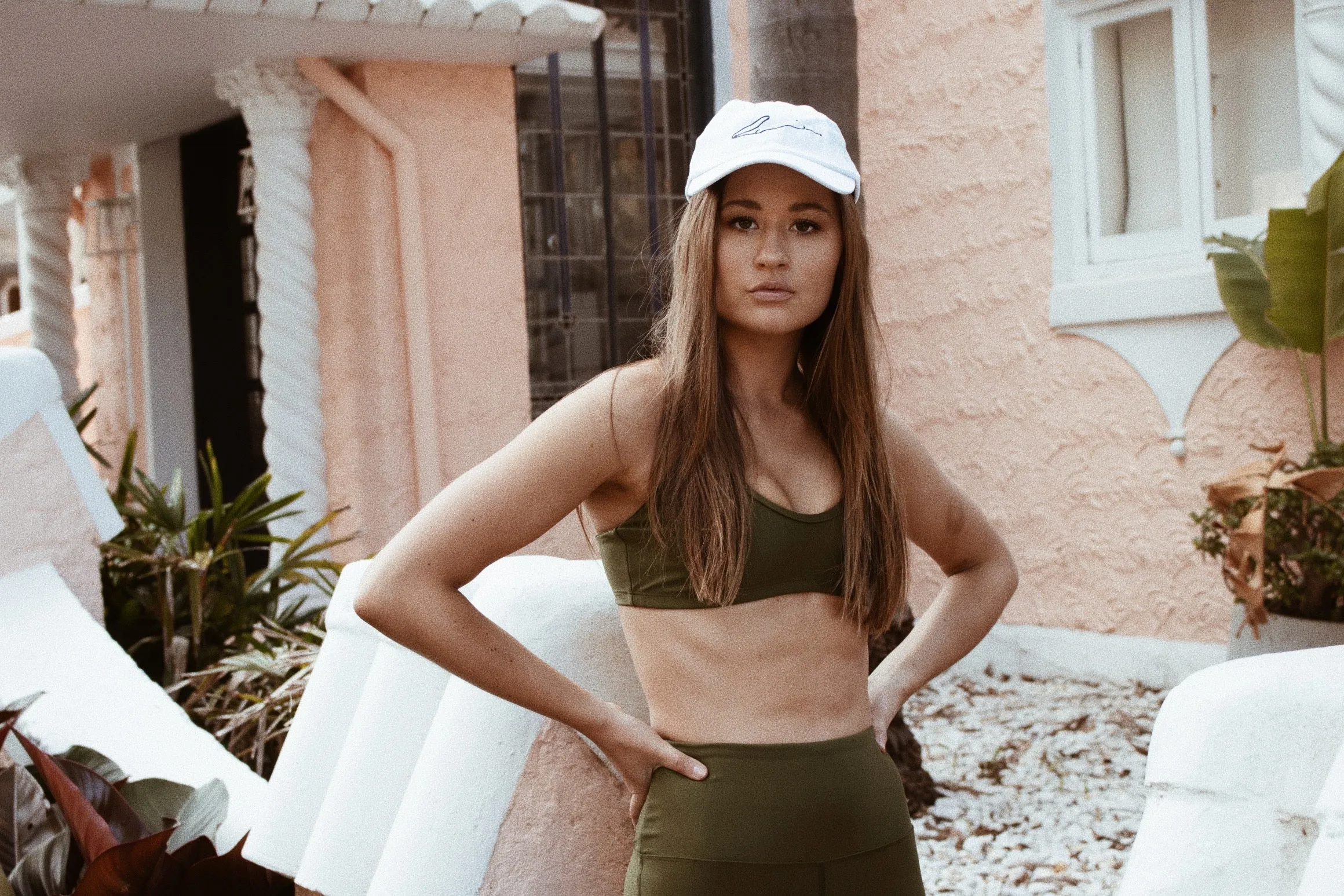 VITA CROP // KHAKI